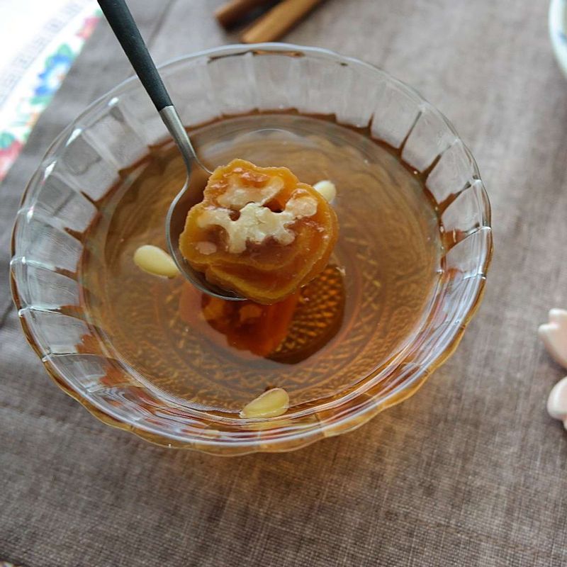 곶감말이수정과