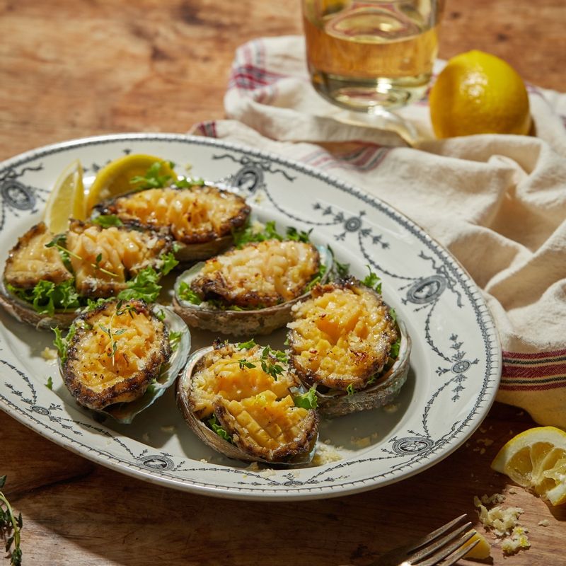 전복버터구이 맥주안주 추천 전복버터마늘구이,볶음,전복요리방법 전복 손질법 3