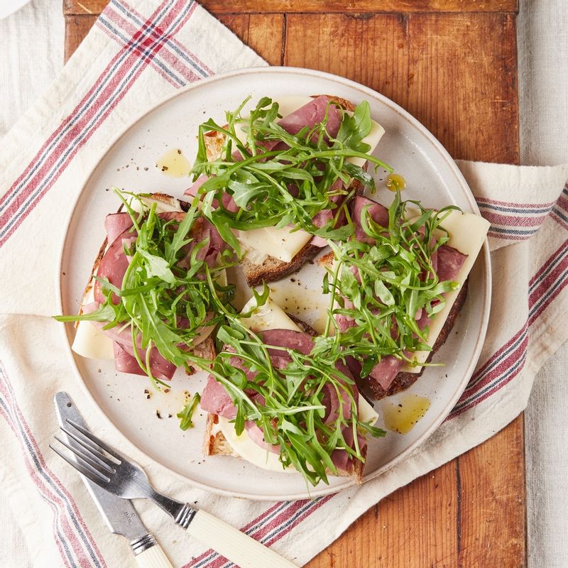 루꼴라,오픈토스트,오픈샌드위치,브런치,피크닉,양식,초대요리,루꼴라오픈토스트,루꼴라오픈토스트레시피,루꼴라활용법,루꼴라요리,루꼴라오픈토스트만드는법