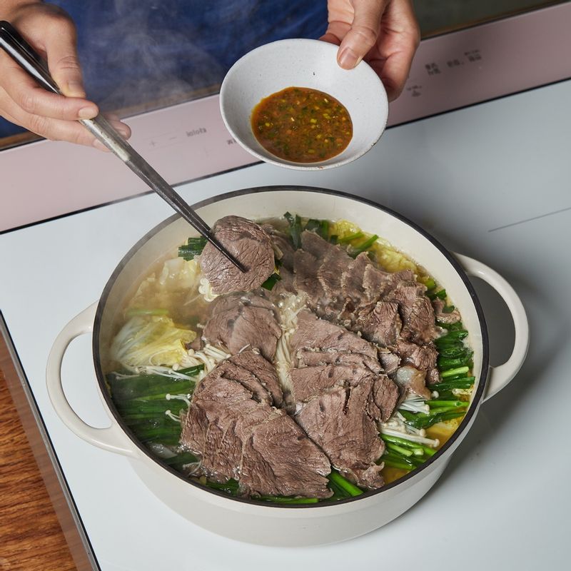 아롱사태,전골,국물요리,아롱사태전골,아롱사태전골레시피,아롱사태전골만드는법,초대요리,홈파티요리,홈파티,전골요리,국물요리추천