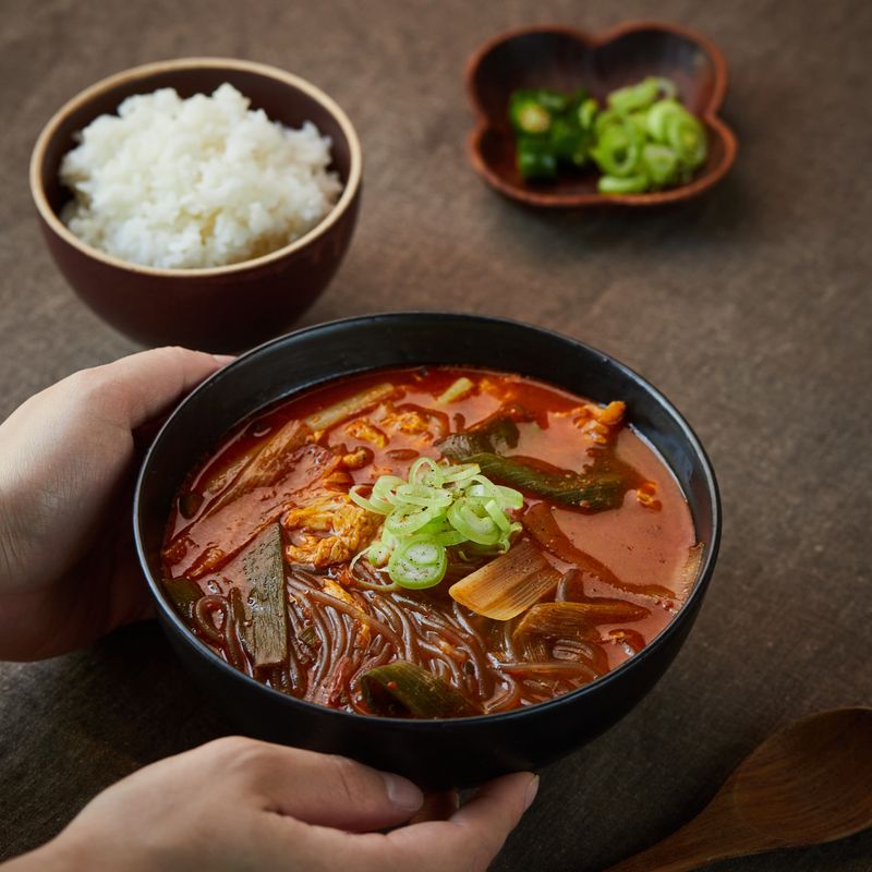 사골,곰탕,육개장,사리곰탕,수프,라면,라면수프,라면스프,육개장끓이는법,육개장만드는법,육개장레시피,국,찌개,탕,국물음식,국물음식추천,사리곰탕육개장,사골곰탕육개장,사리곰탕육개장레시피,사리곰탕육개장만드는법