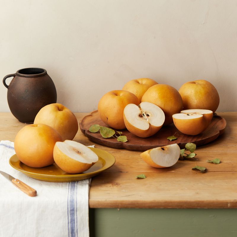 배잼을 위한 재료 이미지로 배,설탕,레몬즙 등으로 구성 되어있습니다.