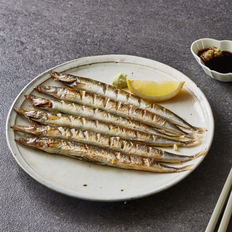 와사비 간장을 곁들여 맛있게 즐겨주세요.