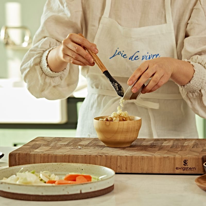 등갈비 양념을 모두 섞어주세요.