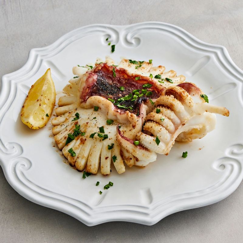 먹기좋은 크기로 잘라 맛있게 즐겨주세요.