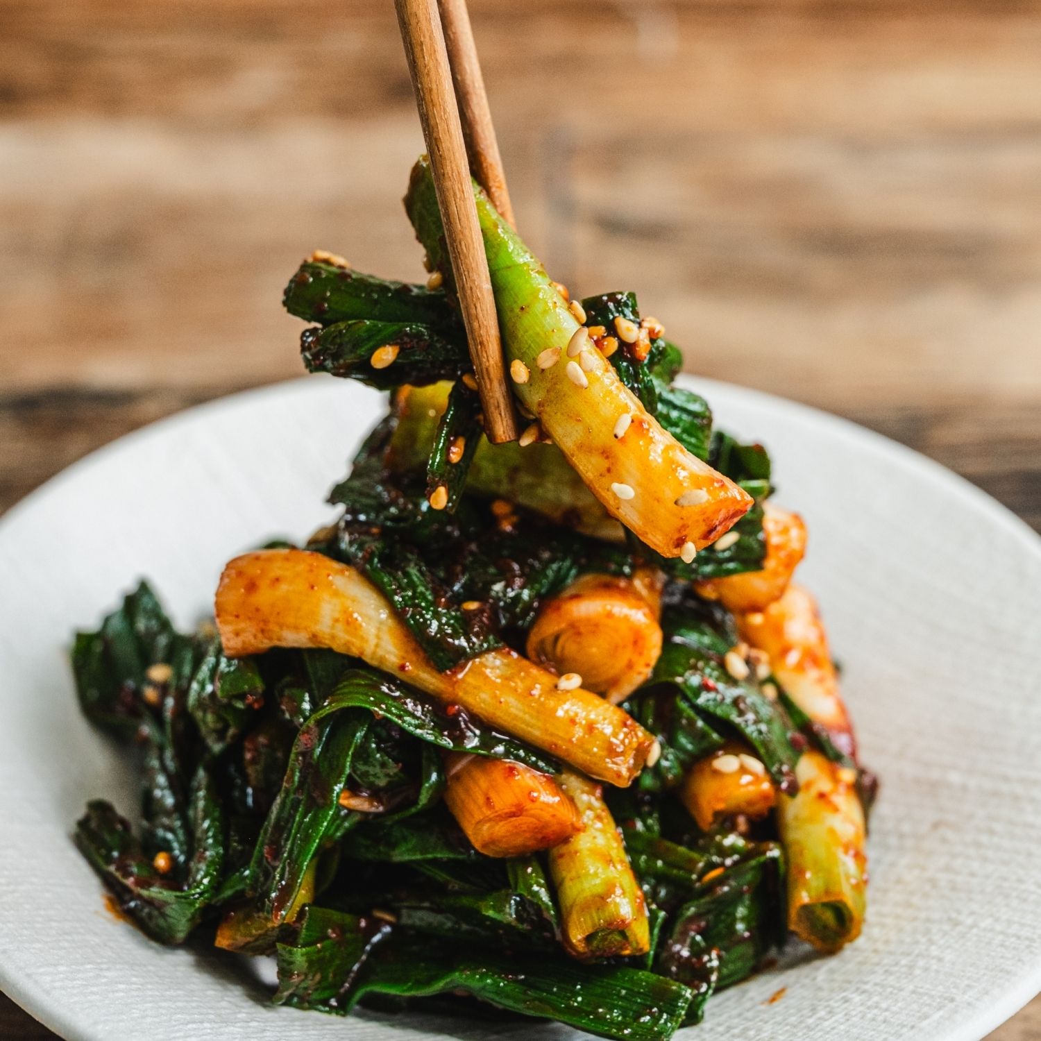 통깨를 뿌려 맛있게 즐겨주세요. 