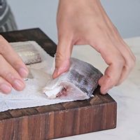 Step 2. 갈치 냄새 잡는 팁 Step 4