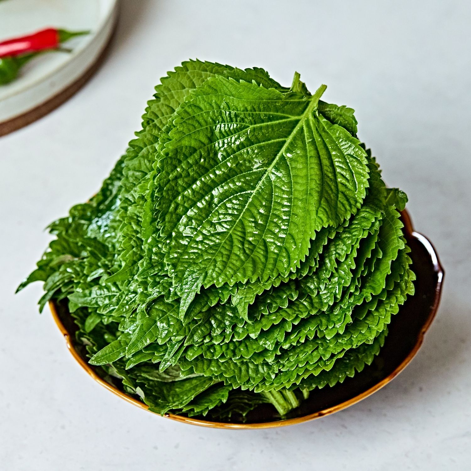 깻잎은 깨끗이 세척 후 물기를 빼주세요.