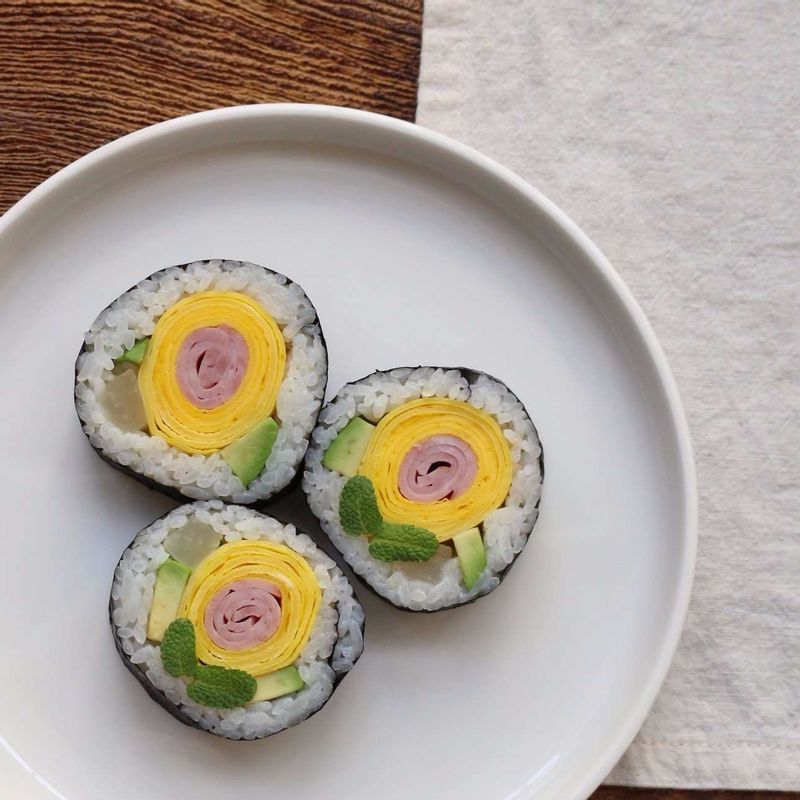 특별한 한끼, 예쁜 도시락 메뉴로 즐겨보세요.