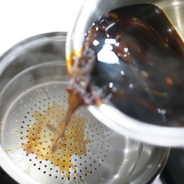 2~3일 뒤에 소스만 따라서 한 번 더 끓인 후 식혀서 다시 부어주세요.