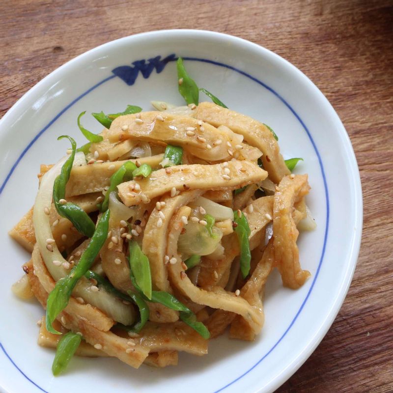 반찬으로 맛있게 즐겨주세요.