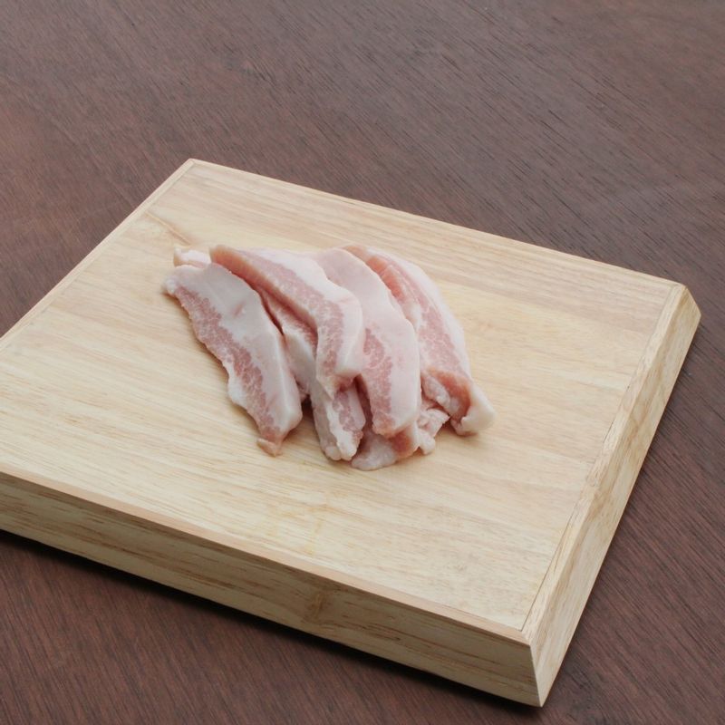 항정살을 먹기 좋게 잘라 주세요.
된장소스 재료를 섞어 미리 준비해주세요.