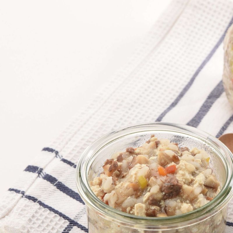 표고버섯 쇠고기진밥을 위한 재료 이미지로 진밥,표고버섯,두부,파프리카,쇠고기 안심 등으로 구성 되어있습니다.