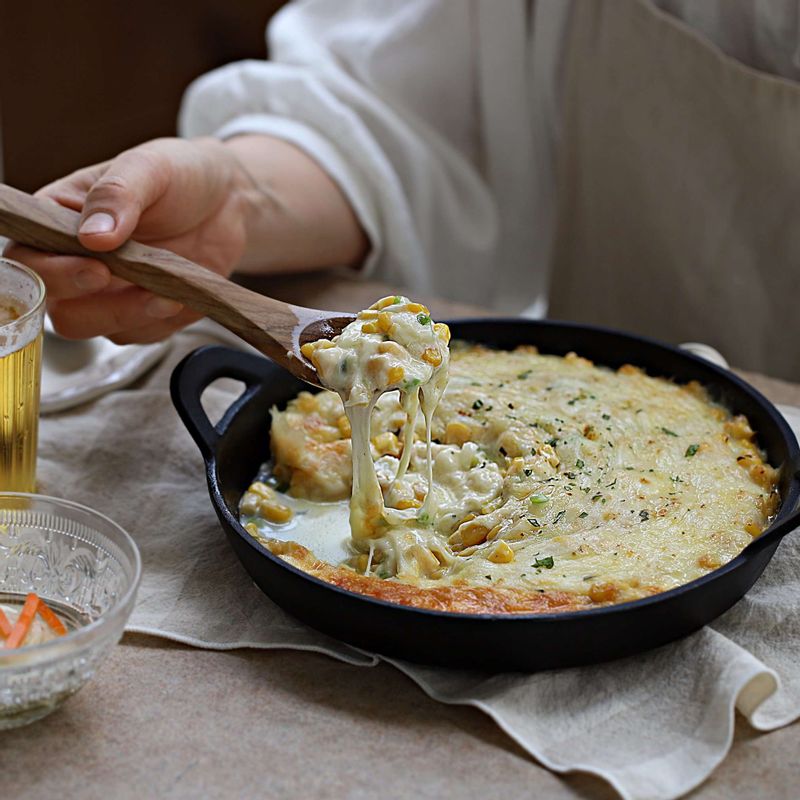 치즈가 녹은 따뜻한 상태일 때 맛있게 즐겨주세요.