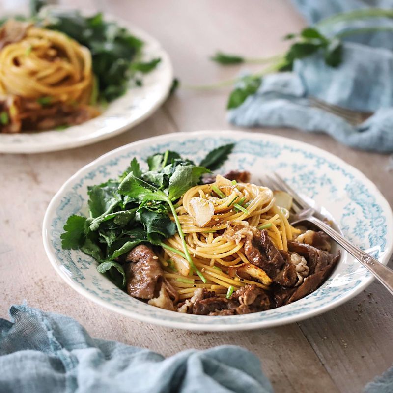 스타일링팁을 활용해 그릇에 담고, 따뜻할 때 즐겨주세요.