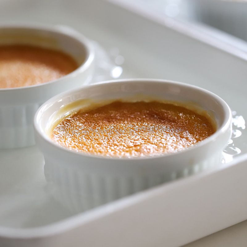 한 김 식힌 후 냉장고에 약 20-30분간 넣어 푸딩을 차갑게 식혀주세요.