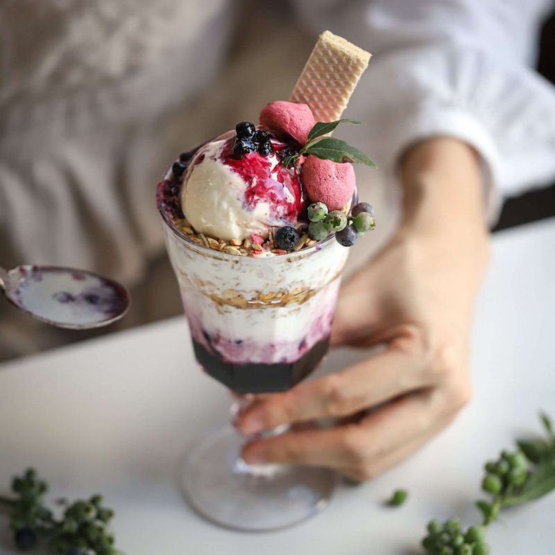 취향에 맞는 다양한 토핑을 더해 맛있게 즐겨주세요.