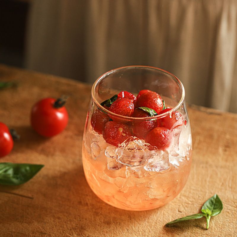 토마토 바질청을 적당량 넣어주세요.