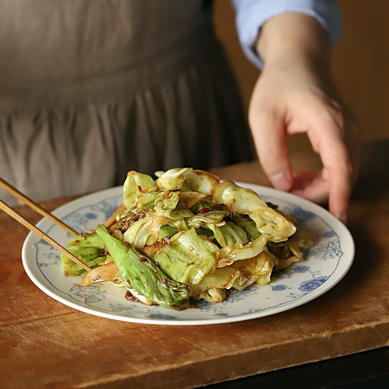 그릇에 담아 맛있게 즐겨주세요.