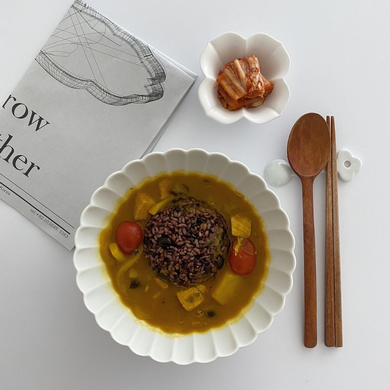 닭가슴살 카레 만들었어요! 새로산 무자기 그릇에 담으니 더 맛있어 보이는 효과☺️  #카레 #카레라이스 #다이어트식단 #무자기 #그릇추천 #닭가슴살카레 #닭가슴살요리 #감성키친템
