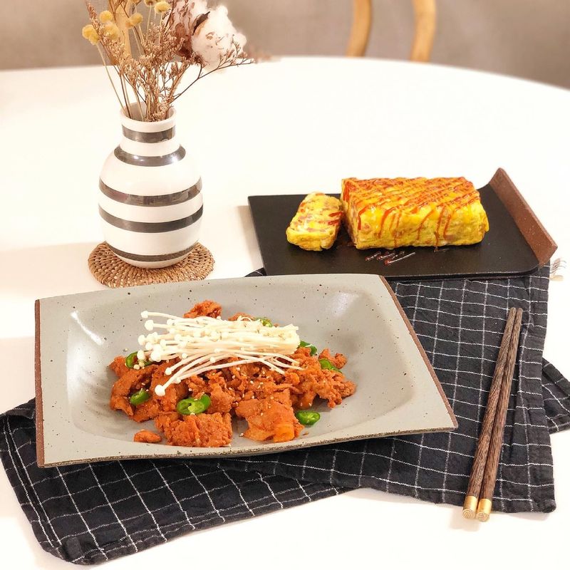 돈트리 수제소스 고추장 돼지불고기 / 밥 반찬으로도 너무 좋지만 술 안주로도 제격인 고추장 돼지불고기를 야식으로 예쁘게 준비해 봤어요.  #고추장불고기 #제육볶음 #불고기