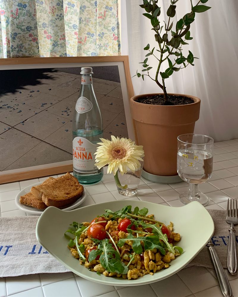 냉장고에 항상있는 계란과 방토 볶음,간단하지만 정말 맛있어요  #토마토달걀볶음 #방토달걀볶음 #토마토 #달걀 #온더테이블