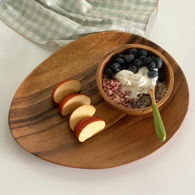 사실 원목재질은 잘 못 구매하면 저렴한 티가 나거나 잘 손상되는데 그렇지도 않고 고급스러워요! #플레이팅 #요거트 #홈브런치