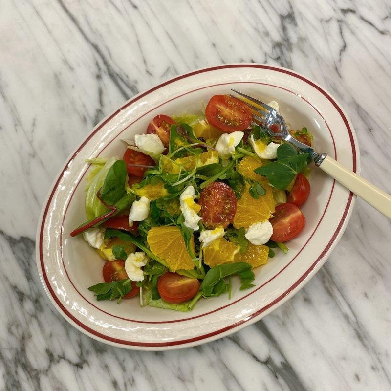 방울 하나하나 탱글탱글하고, 맛도 넘 맛있어요~ 샐러드 만들어 먹었습니다. #샐러드 #과일골라담기