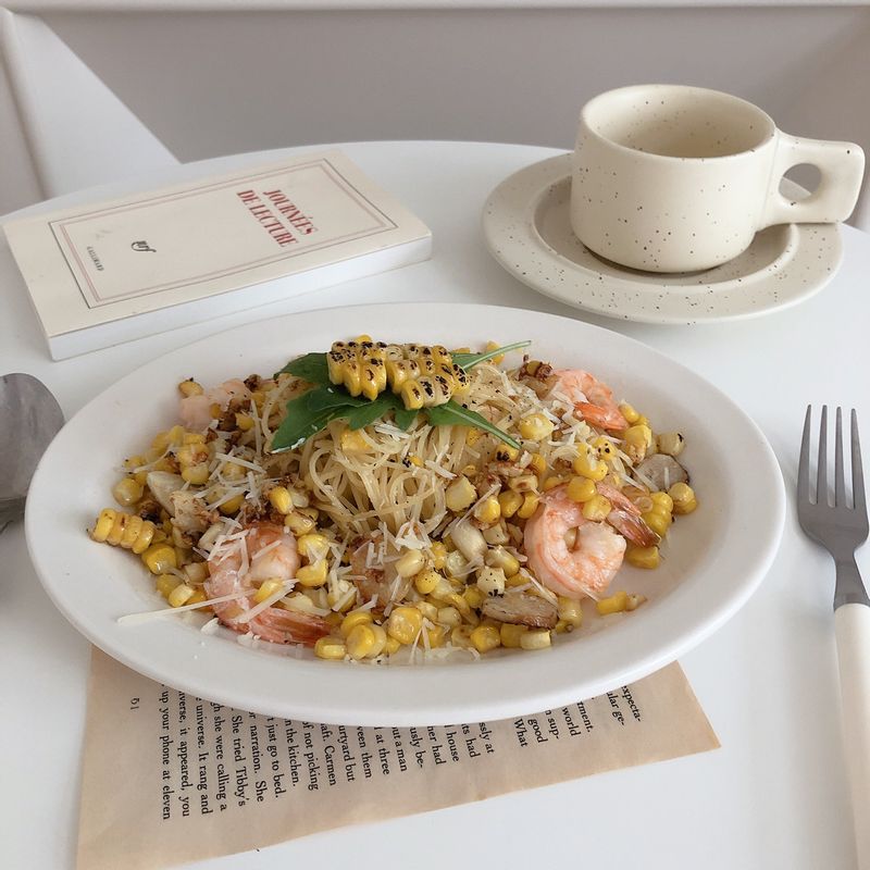 알리오올리오가 조금 심심하다면 초당옥수수를 곁들여보세요   기본 알리오 올리오 파스타 레시피에 버터에 볶은 초당옥수수를 곁들이면 달콤함이 입안에서 톡톡 터질거예요  단짠단짠 맛있는 초당옥수수 파스타 맛있게 즐겨보세요🌽   #여름음식 #홈카페 #홈스토랑 #파스타 #알리오올리오 #저녁메뉴 #감성키친템 #초당옥수수 #알리오올리오 #옥수수