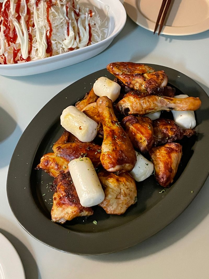 케요네즈에 구운 치킨에 맥주가 땡기는 밤🍗🍺  #야식 #야식레시피 #케요네즈 #구운치킨 #꿀조합