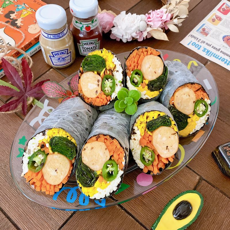 알록달록 색도 이쁜 김밥같은 브리또🤭  #계란김밥 #키토김밥 #잇클린 #브리또 #홈브런치 #홈카페 #다이어트식단 #다이어트레시피