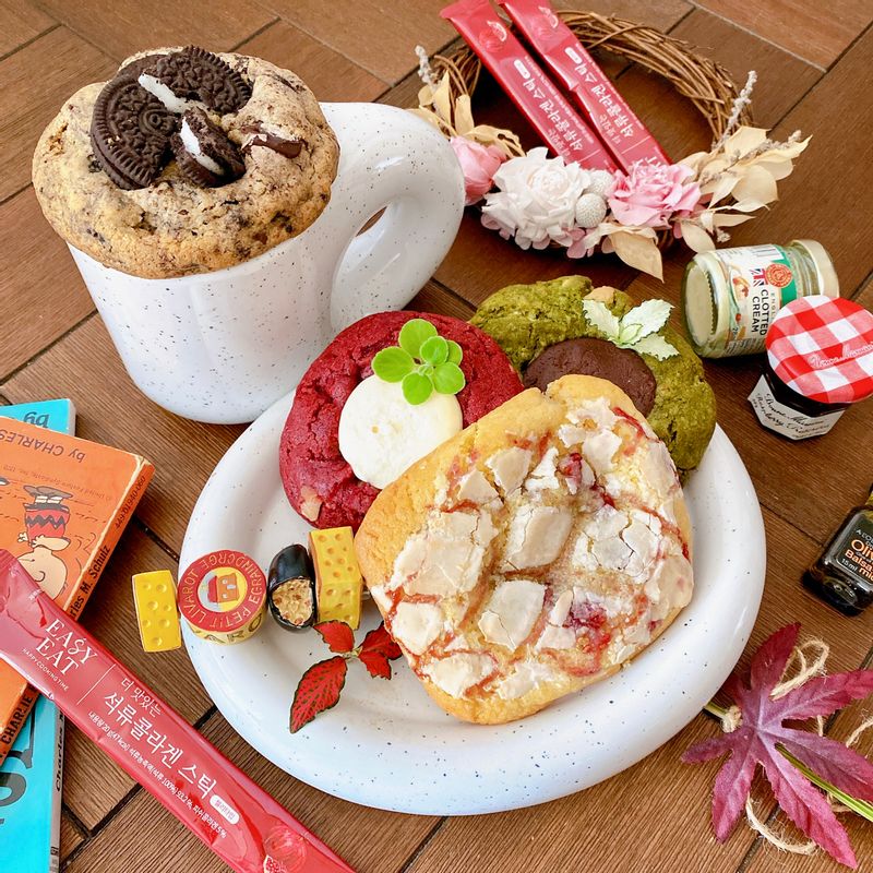 석류 콜라겐 젤리타입이라 간식처럼 매일 챙겨먹는 중❣️ 왕크왕맛 쿠키도 좋고 커피도 좋고 우유도 좋아 ☺︎ #콜라겐 #콜라겐젤리 #콜라겐스틱 #홈카페 #온더테이블 #홈브런치 #르뱅쿠키 #티타임 #빵순이 #아메리칸쿠키