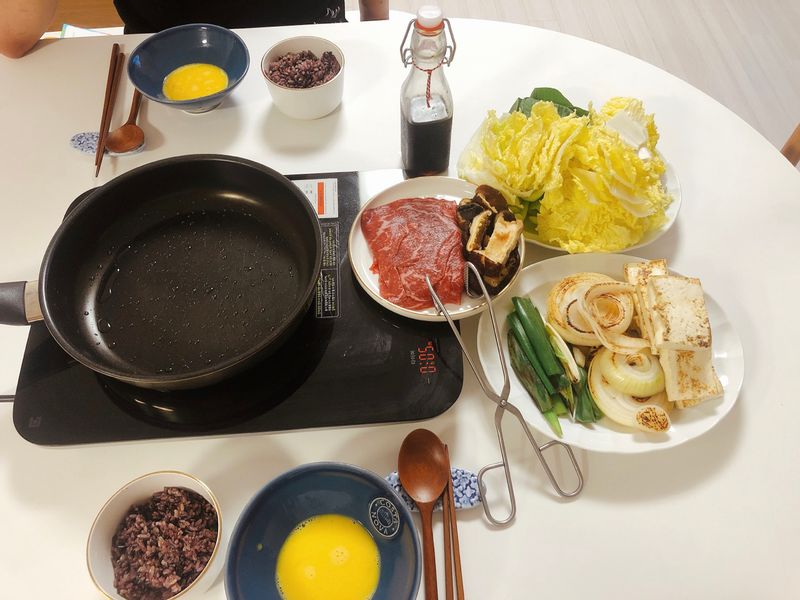 스키야키 좋아하시나요? 요거요거 아주 끊임없이 들어가요!! 직접 만든 쯔유로 해먹으면 얼마나 맛있게요?😏 #집밥 #스키야키 #쯔유 #일본식