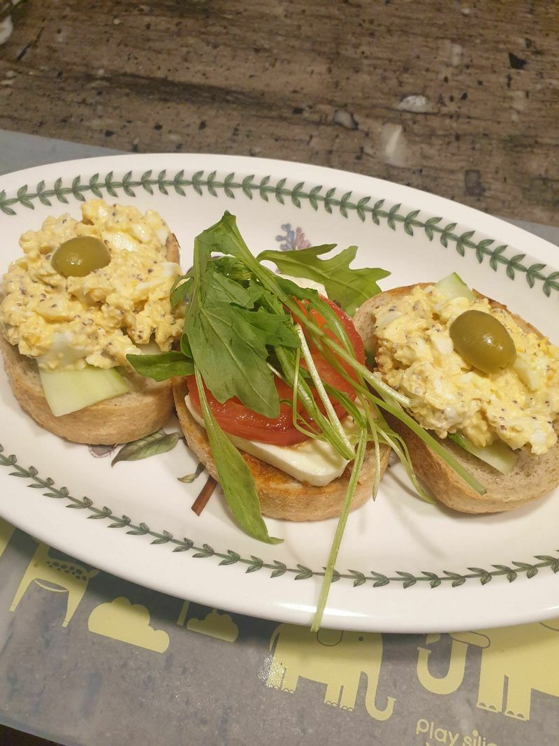 야식은 역쉬 베이커리!!