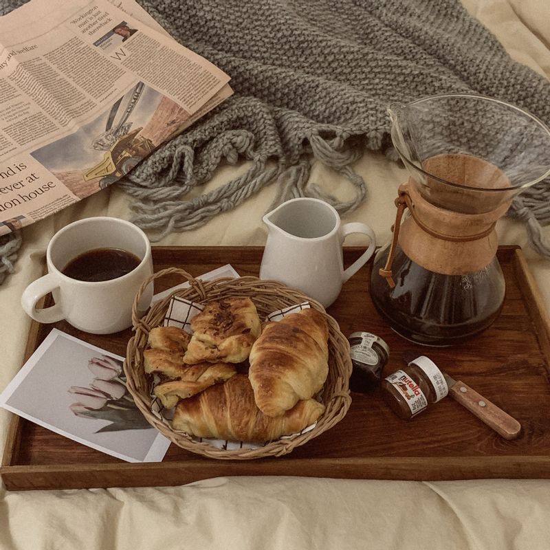 크로와상 생지만 있으면 갓구운 빵을 커피와 함께 어느 카페 부럽지 않은 홈카페를 완성 할 수 있어요  #이지잇냉동생지 #이지잇생지 #크로와상생지 #크로와상 #브런치