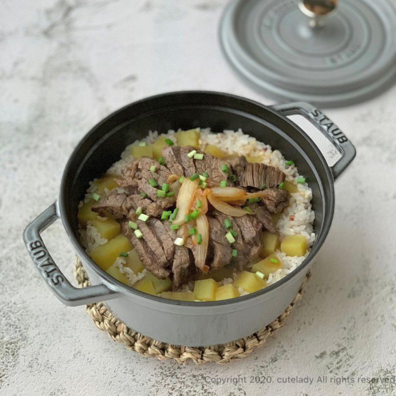 근사한솥밥에 나오는 고구마스테이크솥밥 :) #솥밥 #고구마스테이크솥밥 #근사한솥밥 #스타우브 #스타우브꼬꼬떼