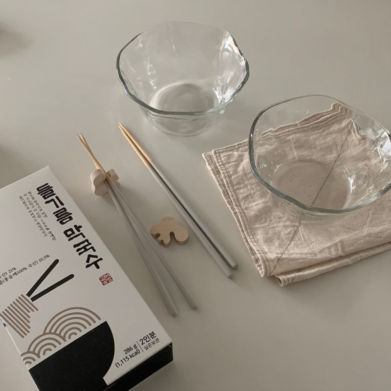 투명 유리 보울에 담으니 더 맛있어 보이구요 쟁여두고 먹어야 겠어요🤍 #들기름막국수 #막국수 #들기름