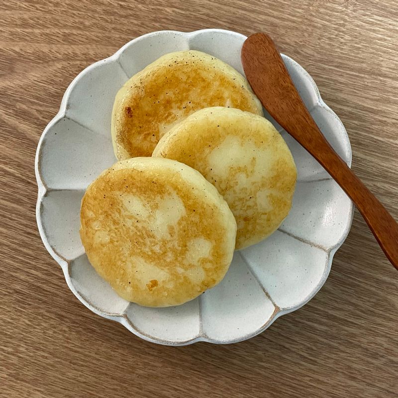 감자는 포슬포슬✨ 쪄먹어도 정말 맛있지만 오늘은 감자와 치즈를 이용해서 쫀득한 감자 치즈 호떡을 만들어 보았답니다🥔❤️