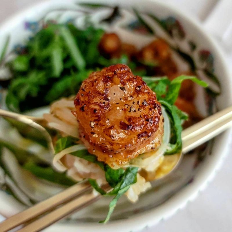 숙주의 아삭함과 대창의 고소함이 잘 어울립니다  #집밥 #대창 #호르몬동 #대창덮밥