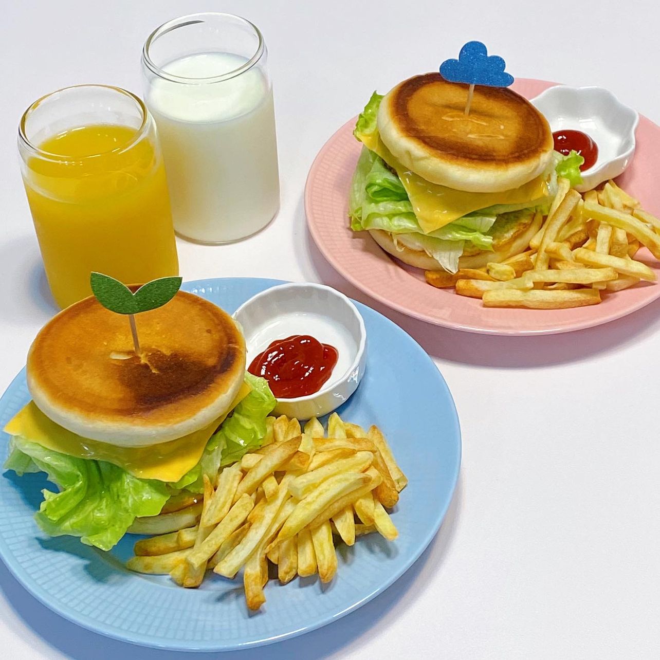 꿀호떡 패티에 한우 떡갈비+양상추+후라이+치즈 넣어 먹는 남편 겨울 최애간식 꿀호떡버거!!