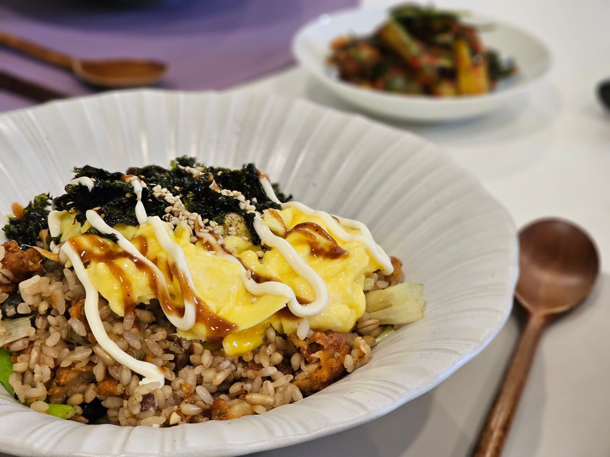 서진이네 보다가 홀려서 만든 치밥 냉동실에 남은 #고메순살크리스피치킨 으로 뚝딱!  #수경고메 #치킨마요덮밥 #서진이네치밥 #집밥기록