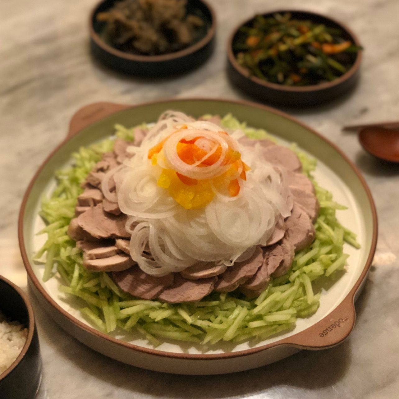 집들이 메뉴로 좋은 돼지안심냉채❤️ 부드러운 안심과 냉채소스가 잘 어울려요!  #집밥 #돼지 #안심 #냉채